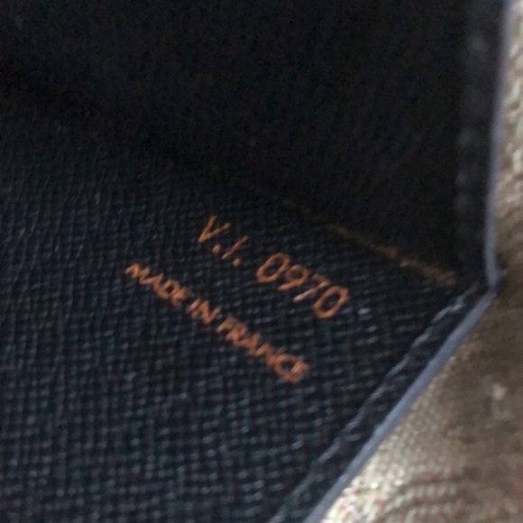 LV Epi Montaigne 23 evening clutch bag -original box + dust bag & care booklet - Picture 9 of 15